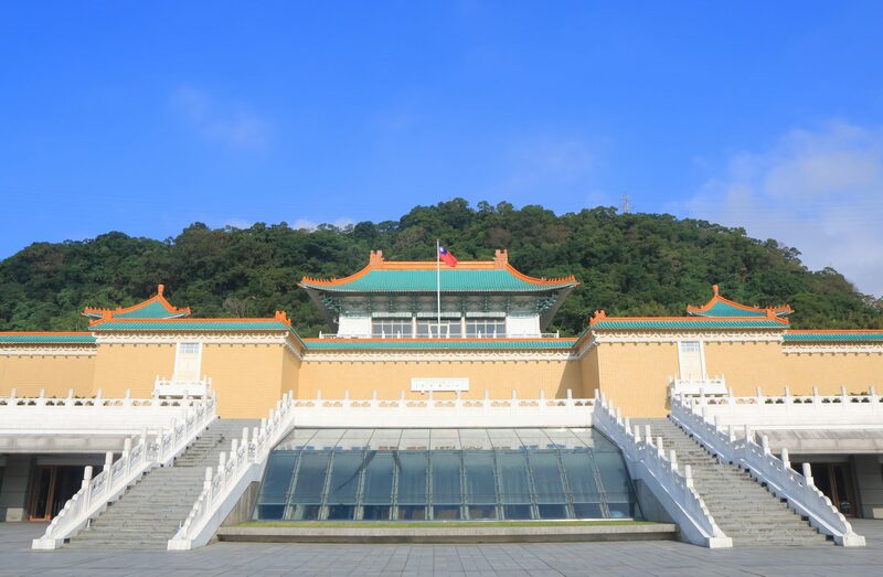 abc mart, beams, chiang kai-shek, chun shui tang, daan, daxi old street, easycard, fujin street, huashan 1914 creative park, jin feng braised pork rice, longshan temple, maokong gondola, memorial hall, michelin guide, miyahara ice cream, national palace museum, rainbow 6, shilin, shilin night market, sun yat-sen, taipei, taipei 101, taipei fish market, taipei zoo, xiao wulai skywalk, ximending, yongkang beef noodle, zhengbin fishing harbor, zhinan temple station, กระเช้าเมาคง, ก๋วยเตี๋ยวเนื้อ, ของกินซีเหมินติง, ขอพรวัดหลงซาน, ข้าวหน้าหมูตุ๋น, งานศิลปะ, จินเฟิงหลู่โร่วฟั่น, จีหลง, ช้อปปิ้งไต้หวัน, ชานมไข่มุก, ชุนชุ่ยถาง, ซีเหมินติง, ซื่อหลินไนท์มาร์เก็ต, ตลาดชุมชนเก่าต้าซี, ตลาดปลาไทเป, ถนนสายรุ้ง, ถนนสายรุ้งหมายเลข 6, ท่าเรือสีรุ้ง, ที่เที่ยวไต้หวัน, พิพิธภัณฑ์พระราชวังแห่งชาติ, มิยาฮาร่า, ย่านซีเหมินติง, วัดฉือจี้, วัดหลงซาน, สวนสัตว์ไทเป, สะพานลอยฟ้า, สาธารณรัฐจีน, หยกผักกาด, หยกหมูสามชั้น, อนุสรณ์สถานเจียงไคเช็ค, อนุสรณ์สถานแห่งชาติ, อ่างเก็บน้ำ, เกาสง, เกี๊ยวซอสพริก, เจดีย์มังกรเสือ, เจียงไคเช็ค, เถาหยวน, เที่ยวไต้หวัน, เที่ยวไต้หวัน 2024, เที่ยวไต้หวัน 2567, เที่ยวไทเป 2024, เที่ยวไทเป 2567, เมืองยอดนิยมในไต้หวัน, เสี่ยวอูไหล, ไต้หวัน, ไต้หวัน2024, ไต้หวันเที่ยวไหนดี, ไทจง, ไทเป, ไทเป101, top 30+ ที่เที่ยวไต้หวัน สตรีทฟู๊ดเจ้าดัง ช้อปปิ้งสบาย [อัปเดต 2024]