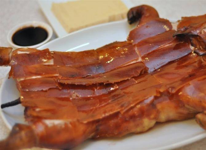 ร้านหมูหัน : ร้านอร่อย พิกัด กทม. หมูหันหนังกรอบย่างหอม ยอมอ้วนก็คราวนี้