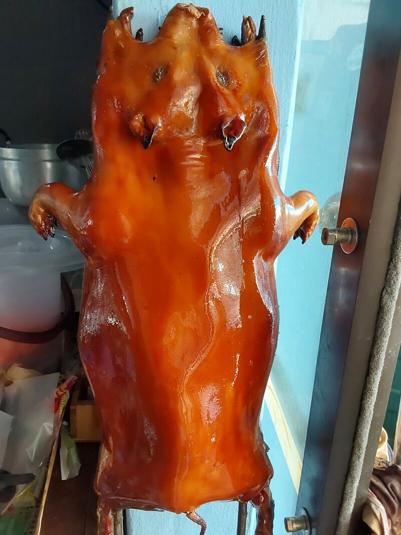 ร้านหมูหัน : ร้านอร่อย พิกัด กทม. หมูหันหนังกรอบย่างหอม ยอมอ้วนก็คราวนี้