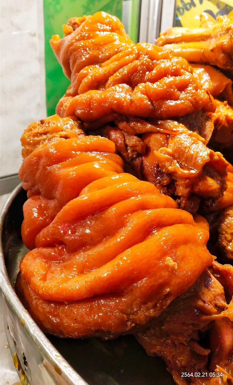 ลาดพร้าว 101 ย่านนี้มีแต่ของอร่อย!!! ใจไม่แข็งห้ามเปิดดู!!