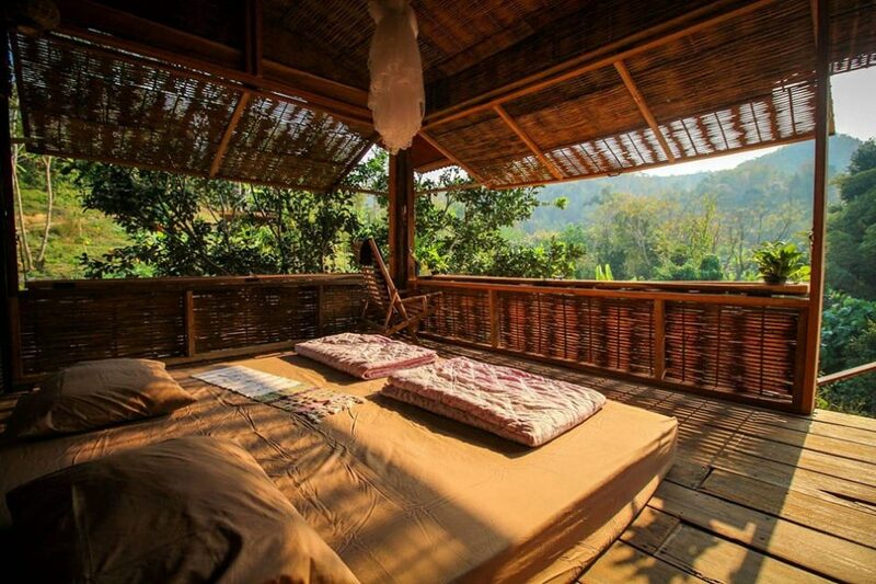 โฮมสเตย์บ้านนาต้นจั่น ที่พักวิวทุ่งนาแบบฉบับโฮมสเตย์