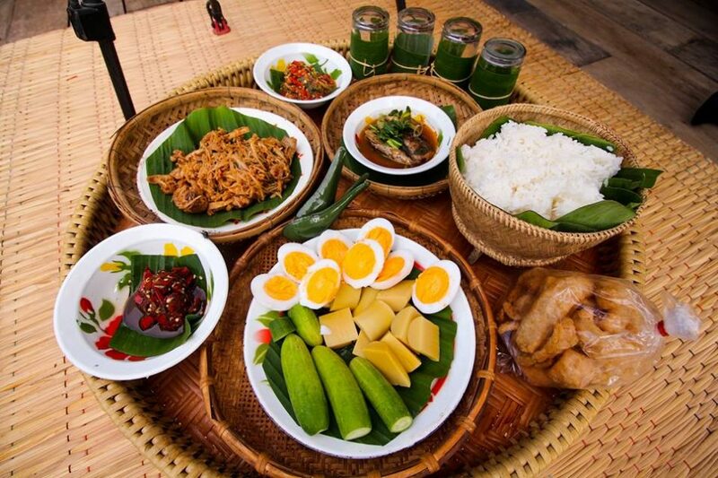 โฮมสเตย์บ้านนาต้นจั่น ที่พักวิวทุ่งนาแบบฉบับโฮมสเตย์