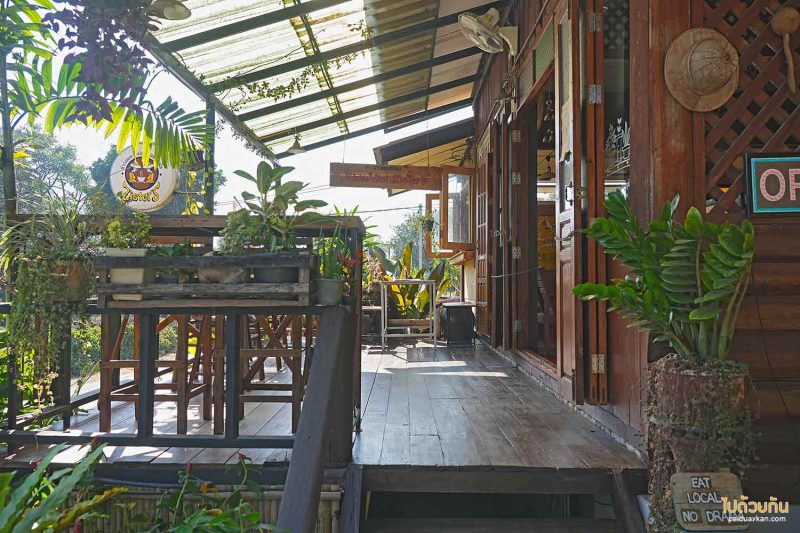 ปาย, ข้าวซอยสองพี่น้อง ปาย, ข้าวซอยปาย, ร้านอาหารเหนือปาย, ร้านอาหารอร่อยปาย, ข้าวซอยสองพี่น้อง ข้าวซอยรสเด็ดแห่งปาย   