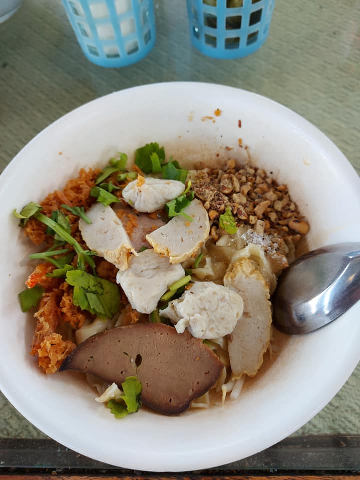 ร้านอาหารเก่าแก่ ระยอง : รวมร้านอาหารเด็ดๆ ร้านเก่าแก่ประจำจังหวัดระยอง น่าปักหมุดไว้ตามรอย!!