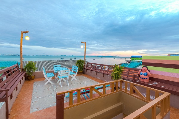 top 6+ ที่พักเกาะล้านติดทะเล ที่พักวิวสวย