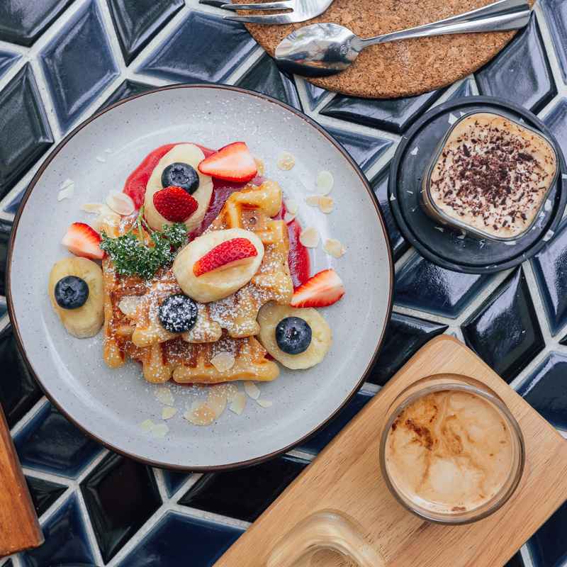 พัทยา, top 11+ คาเฟ่พัทยา 2024 ร้านกาแฟพัทยา เปิดใหม่ ติดทะเล บรรยากาศดี