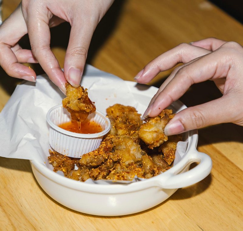 top 10+ ผับ บาร์ ร้านนั่งชิล ร้านเหล้ากรุงเทพ น่าชวนชาวแก๊งค์ไปปาร์ตี้