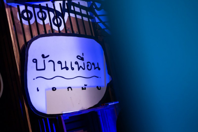 top 10+ ผับ บาร์ ร้านนั่งชิล ร้านเหล้ากรุงเทพ น่าชวนชาวแก๊งค์ไปปาร์ตี้