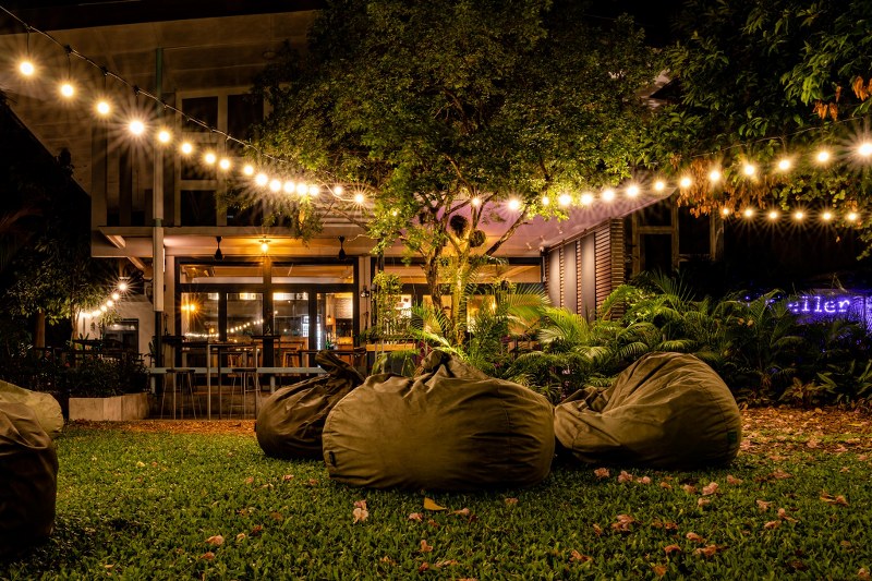 top 10+ ผับ บาร์ ร้านนั่งชิล ร้านเหล้ากรุงเทพ น่าชวนชาวแก๊งค์ไปปาร์ตี้