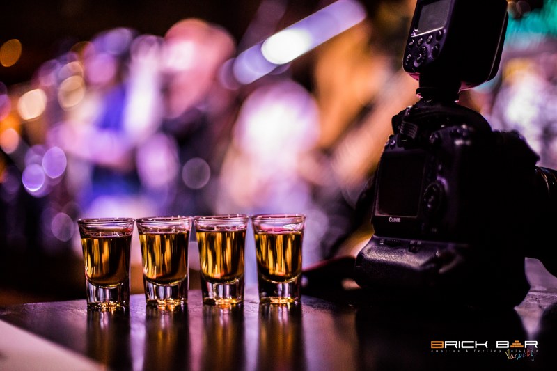 top 10+ ผับ บาร์ ร้านนั่งชิล ร้านเหล้ากรุงเทพ น่าชวนชาวแก๊งค์ไปปาร์ตี้