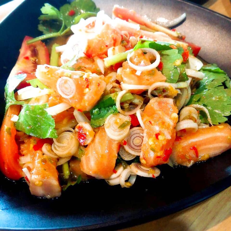 ร้านยำพัทยา : ยำแซ่บซี้ดจี้ดจ้าดเครื่องแน่นรออยู่ที่พัทยา