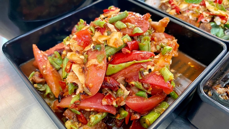 ร้านยำพัทยา : ยำแซ่บซี้ดจี้ดจ้าดเครื่องแน่นรออยู่ที่พัทยา