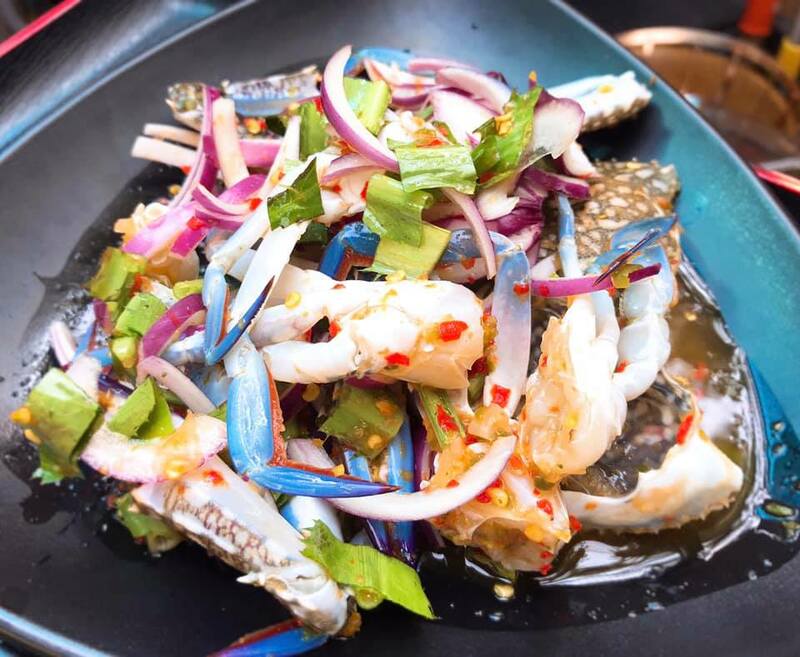 ร้านยำพัทยา : ยำแซ่บซี้ดจี้ดจ้าดเครื่องแน่นรออยู่ที่พัทยา