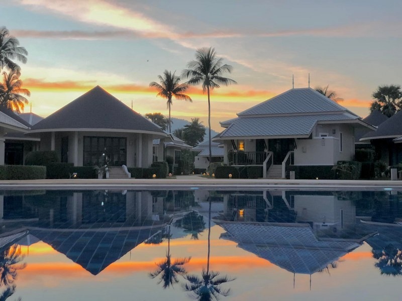 top 12+ ที่พักขนอม 2567 ที่พักติดทะเล บรรยากาศดี น้ำใส ทะเลสวย