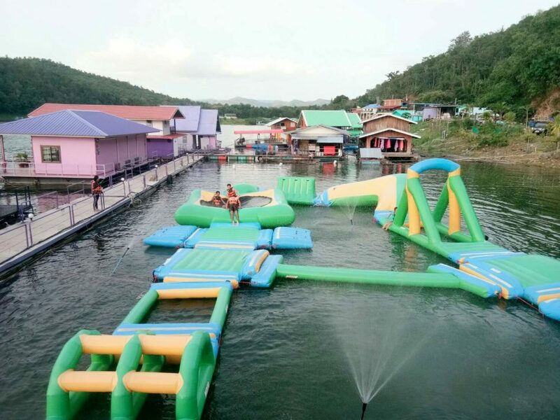 top 7+ แพที่พักกาญจนบุรี 2567 มีเครื่องเล่นกลางน้ำ สไลเดอร์สุดมันส์