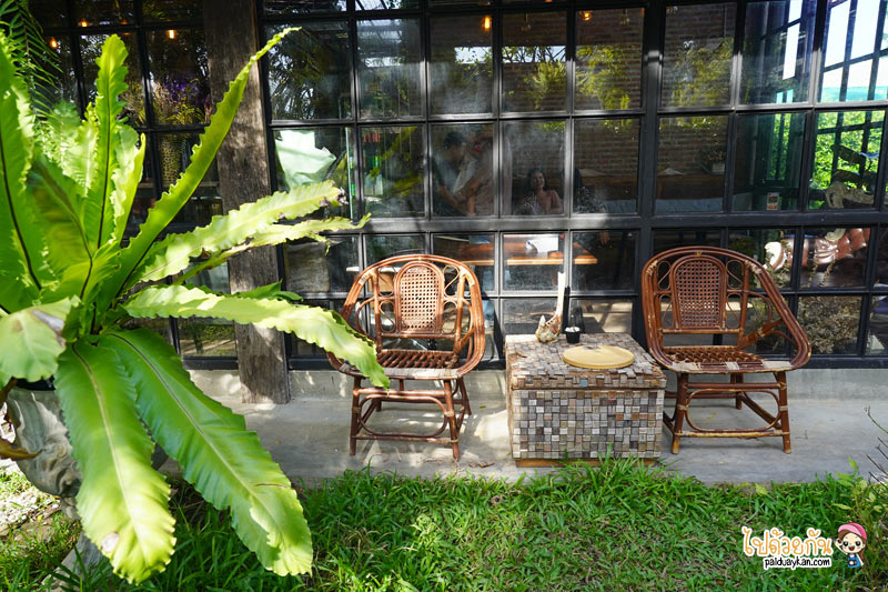 พักแปั๊บคาเฟ่, พักแปั๊บคาเฟ่ สมุทรสาคร คาเฟ่เรือนกระจกสุดเท่ ริมคลองพันท้าย