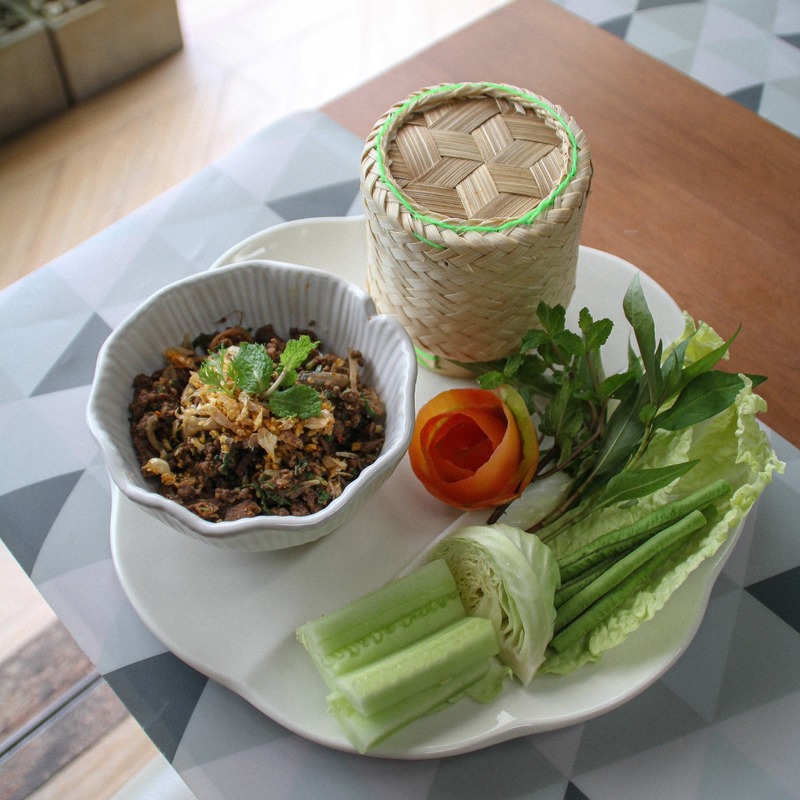 top 9+ ร้านขันโตก อาหารเหนือ สัมผัสประเพณีของภาคเหนือล้านนา จ๊าดลำเจ้า ทั้งกรุงเทพฯ เชียงใหม่ และจังหวัดอื่นๆ