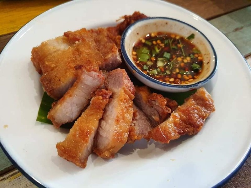 top 9+ ร้านขันโตก อาหารเหนือ สัมผัสประเพณีของภาคเหนือล้านนา จ๊าดลำเจ้า ทั้งกรุงเทพฯ เชียงใหม่ และจังหวัดอื่นๆ