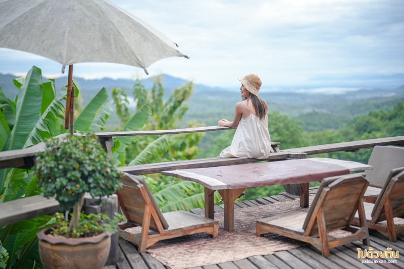 ดอยเคียงเดือน, ที่พักแพร่, ดอยเคียงเดือน แพร่  พักบ้านไม้แสนอบอุ่น เคียงเขาป่าเขียว