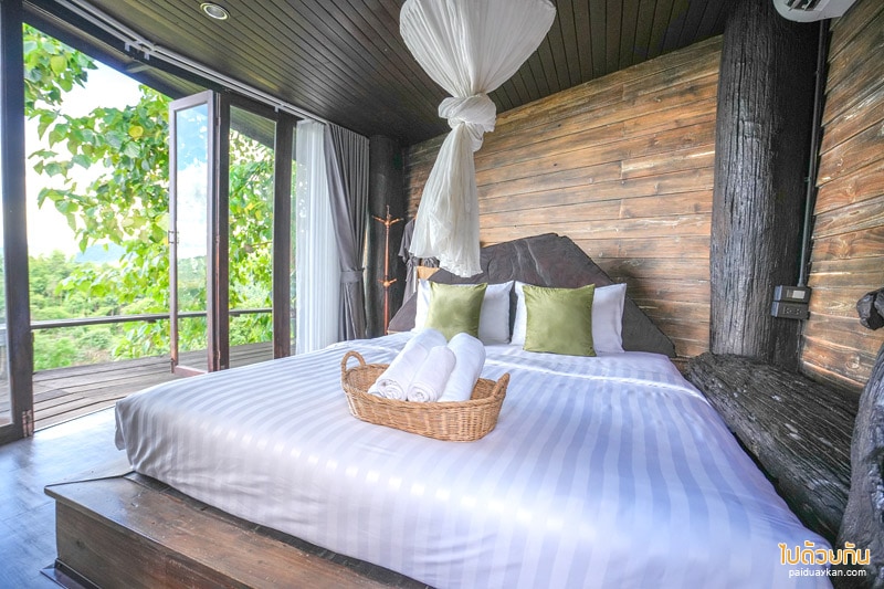 ดอยเคียงเดือน, ที่พักแพร่, ดอยเคียงเดือน แพร่  พักบ้านไม้แสนอบอุ่น เคียงเขาป่าเขียว