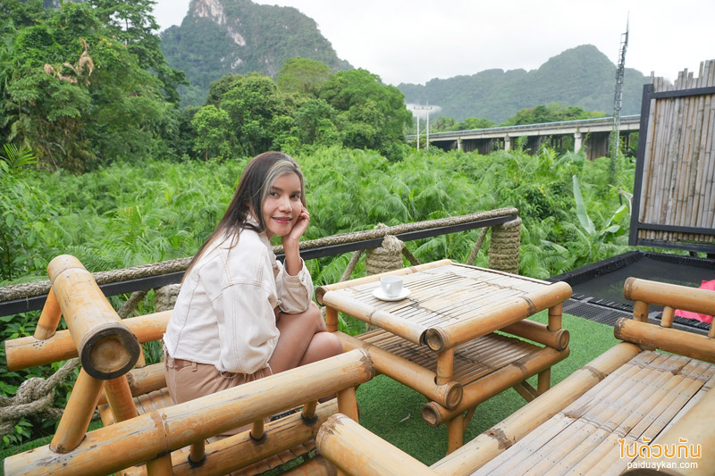 เที่ยวเขาสก, เที่ยวสุราษฎร์, bridge hill café เขาสก, ที่พักเขาสก, คาเฟ่เขาสก, สูดอากาศบริสุทธิ์ มองวิวเขา bridge hill café เขาสก