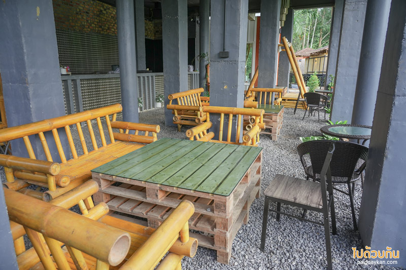 เที่ยวเขาสก, เที่ยวสุราษฎร์, bridge hill café เขาสก, ที่พักเขาสก, คาเฟ่เขาสก, สูดอากาศบริสุทธิ์ มองวิวเขา bridge hill café เขาสก