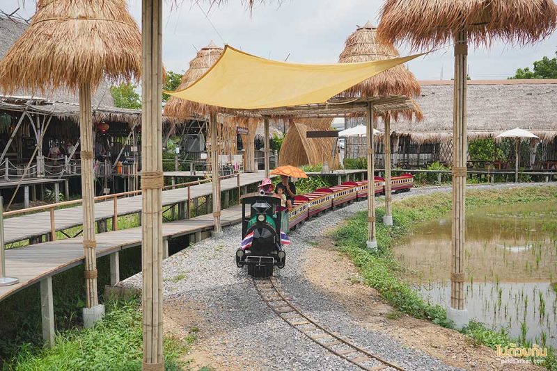 คาเฟ่อยุธยา, ร้านกาแฟอยุธยา, รักษ์นา อยุธยา, นั่งรถไฟจิ๋วอยุธยา ชมวิวทุ่งนา ที่รักษ์นา คาเฟ่