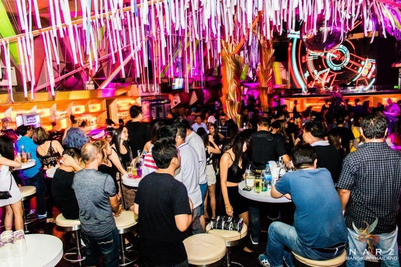 เปิดวาร์ป 5 ผับ สำหรับคนเหงา อยากมีคนคุยด้วย