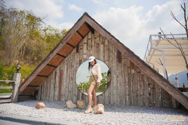 คาเฟ่ชะอำ, เที่ยวชะอำ, ริมผา ชมวิว, ริมผา ชมวิว  คาเฟ่ชะอำ วิวภูเขา แชะมุมถ่ายภาพบ้านไม้สุดชิค