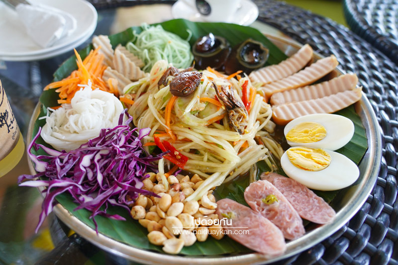 เที่ยวนครนายก, ร้านกาแฟนครนายก, คาเฟ่นครนายก, ภูอิงนาคาเฟ่ นครนายก, ร้านกาแฟทุ่งนา นครนายก, ภูอิงนาคาเฟ่  คาเฟ่ริมทุ่งนา มีภูเขาล้อมรอบ