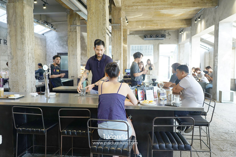 the baristro at train, the baristro สถานีรถไฟเชียงใหม่, ร้านกาแฟเชียงใหม่, คาเฟ่เชียงใหม่, the baristro at train station คาเฟ่ดิบเท่ สไตล์ลอฟต์
