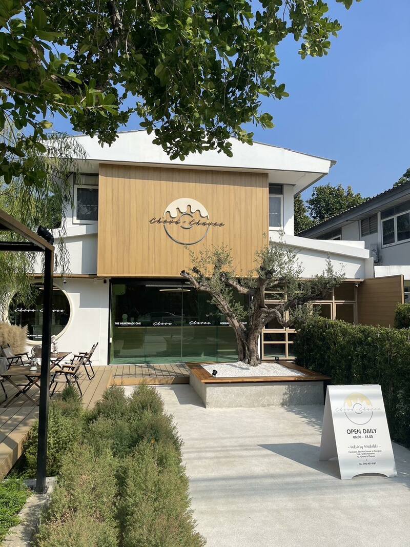 คาเฟ่ในสวน พระราม 9 : คาเฟ่บรรยากาศดี กาแฟอร่อย น่าถ่ายรูป