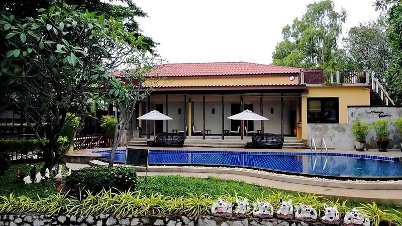 top 8+ ที่พักหาดน้ำใส 2566 ราคาถูก ที่พักหาดน้ำใสแบบครอบครัว บ้านพูลวิลล่า