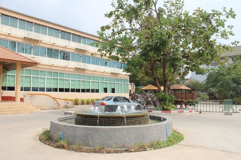 top 8+ ที่พักหาดน้ำใส 2566 ราคาถูก ที่พักหาดน้ำใสแบบครอบครัว บ้านพูลวิลล่า