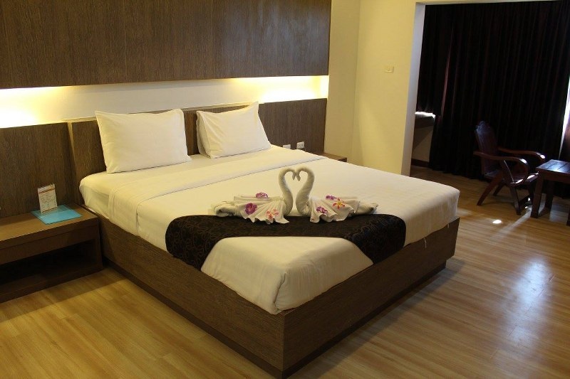 top 8+ ที่พักหาดน้ำใส 2566 ราคาถูก ที่พักหาดน้ำใสแบบครอบครัว บ้านพูลวิลล่า