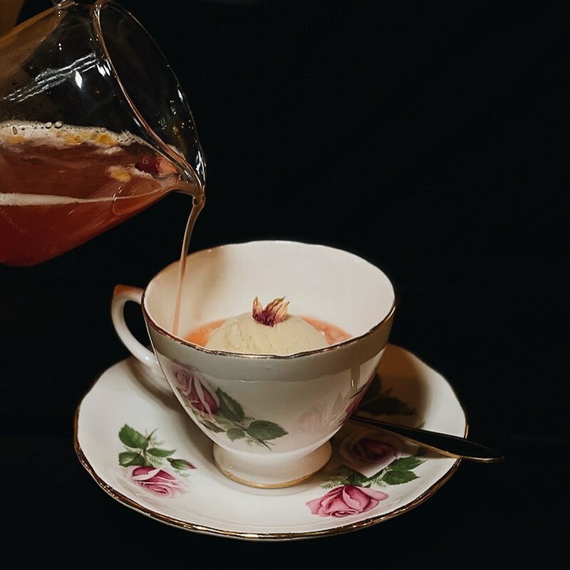 คาเฟ่ทองหล่อ บรรยากาศน่านั่ง น่าออกเดท ชิลแบบหลากสไตล์ ใกล้บีทีเอส (bts) ทองหล่อ