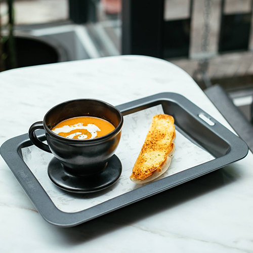 คาเฟ่ทองหล่อ บรรยากาศน่านั่ง น่าออกเดท ชิลแบบหลากสไตล์ ใกล้บีทีเอส (bts) ทองหล่อ