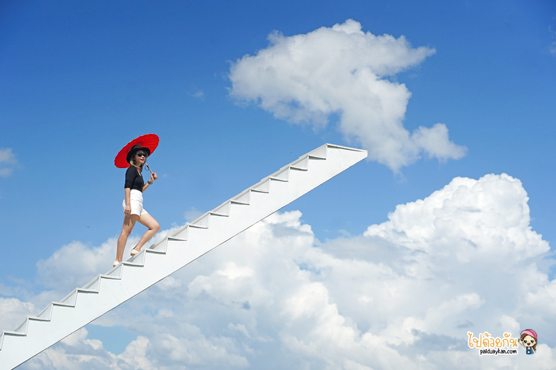 ร้านอาหารเชียงใหม่, chapulin food & cafe, ชะพูลิน ฟู๊ด แอนด์ คาเฟ่, คาเฟ่สันกำแพง, ร้านอาหารสันกำแพง, คาเฟ่เชียงใหม่, ชะพูลิน ฟู๊ด แอนด์ คาเฟ่ ถ่ายรูปกับบันไดสวรรค์สุดชิค