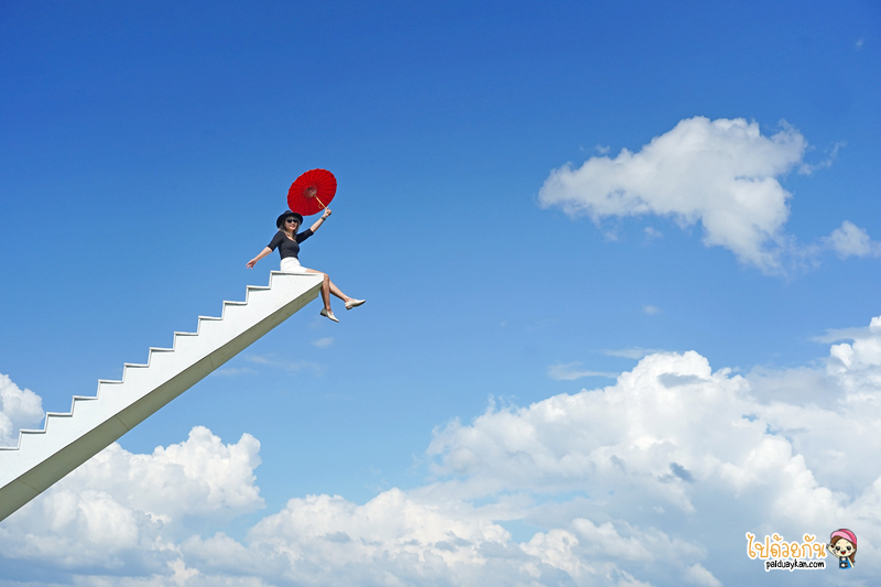 ร้านอาหารเชียงใหม่, chapulin food & cafe, ชะพูลิน ฟู๊ด แอนด์ คาเฟ่, คาเฟ่สันกำแพง, ร้านอาหารสันกำแพง, คาเฟ่เชียงใหม่, ชะพูลิน ฟู๊ด แอนด์ คาเฟ่ ถ่ายรูปกับบันไดสวรรค์สุดชิค