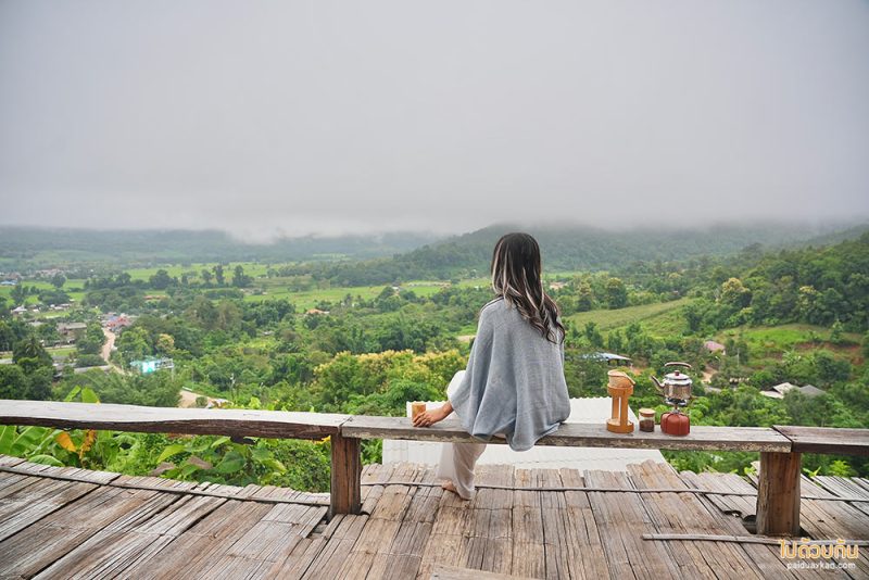 เมืองคอง, ที่พักเมืองคอง, ม่อนชมหมอก, ม่อนชมหมอก พักกระท่อมไม้ ชมวิวภูเขา ทุ่งนา เมืองคอง