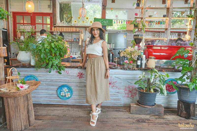เที่ยวปทุมธานี, คาเฟ่ปทุมธานี, chaba chabai cafe, ชบา ชไบ, chaba chabai cafe คาเฟ่บ้านไม้อบอุ่น ย่านลำลูกกา