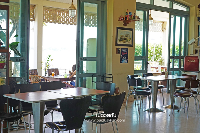 สถานที่ท่องเที่ยวมุกดาหาร, มุกดาหาร, เที่ยวมุกดาหาร, สะหวันสำราญ, ดื่มด่ำบรรยากาศย้อนยุคริมชายโขง ที่ สะหวันสำราญ