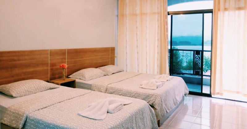 top 11+ ที่พักแก่งกระจาน 2567 ติดริมน้ำ มีเครื่องเล่น เปิดใหม่ สวยๆ บ้านเป็นหลัง ราคาถูก