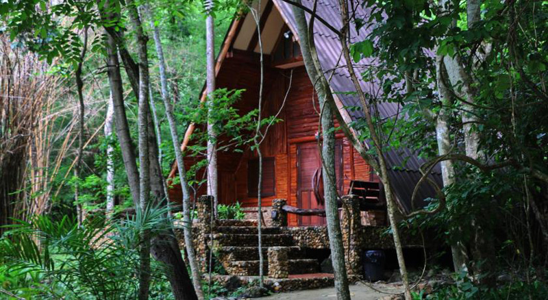 top 11+ ที่พักแก่งกระจาน 2567 ติดริมน้ำ มีเครื่องเล่น เปิดใหม่ สวยๆ บ้านเป็นหลัง ราคาถูก