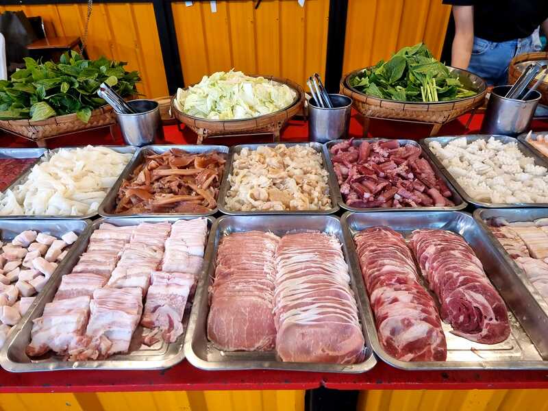 ร้านบุฟเฟ่ต์ซีฟู้ดพัทยา อาหารทะเลสดใหม่ทุกวัน อิ่มไม่อั้นรับประกันความสด