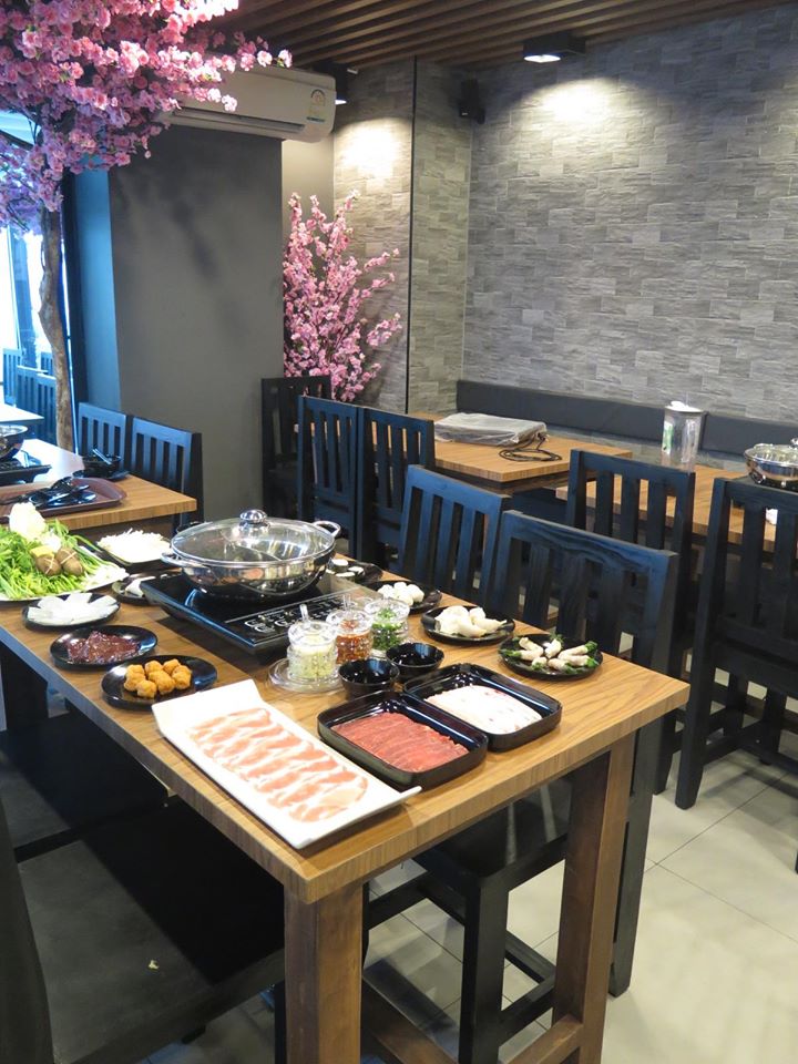 บุฟเฟ่ต์ชาบู งบไม่เกิน 250 บาท!!! ราคานี้รวมเครื่องดื่มแล้ว : พิกัดทั่วกรุงเทพฯ