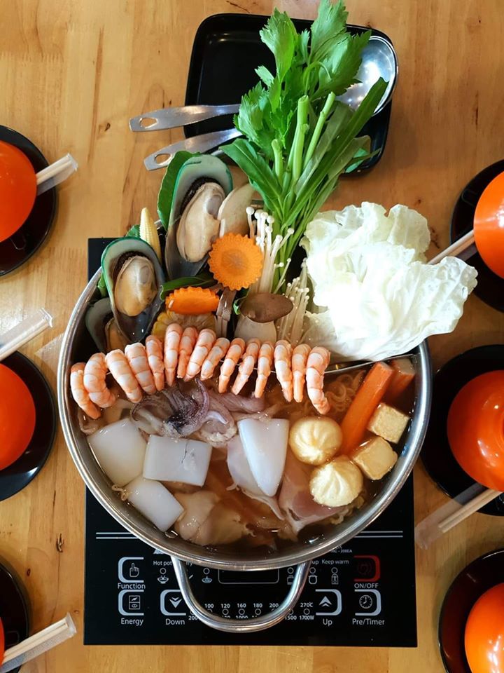 บุฟเฟ่ต์ชาบู งบไม่เกิน 250 บาท!!! ราคานี้รวมเครื่องดื่มแล้ว : พิกัดทั่วกรุงเทพฯ