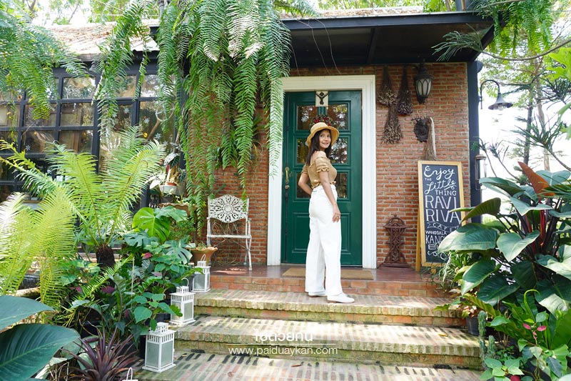 ร้านอาหารกาญจนบุรี, ร้านกาแฟกาญจนบุรี, คาเฟ่กาญจนบุรี, ravi vira กาญจนบุรี, ravi vira กาญจนบุรี คาเฟ่สไตล์ยุโรปวินเทจ ร่มรื่นด้วยสวนสวย