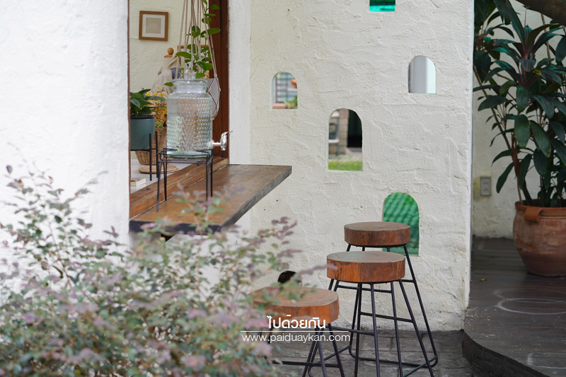 แพร่, เที่ยวแพร่, charlotte hut coffee แพร่, คาเฟ่แพร่, ร้านกาแฟแพร่, charlotte hut coffee & tea bar แพร่