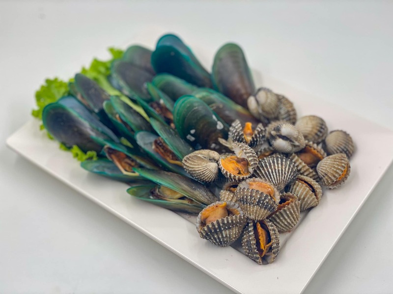 รวม 12 ร้านอาหารทะเลระยอง ร้านติดทะเล บรรยากาศชิลๆ พิกัดเด็ดที่น่าตามไปชิม!